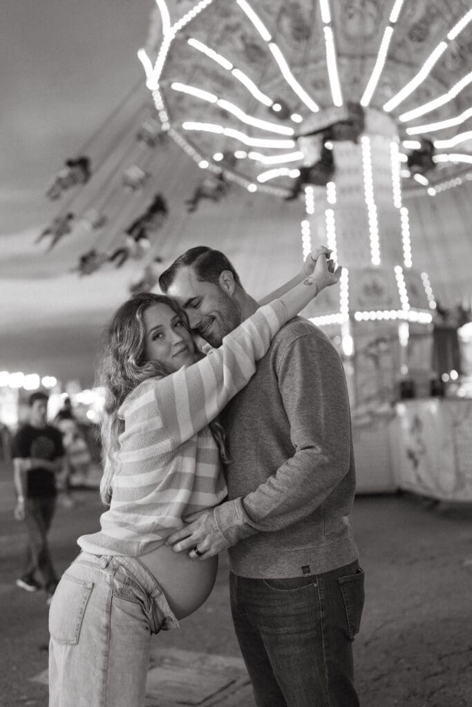 Couple pose at Ventura Fairgrounds for their family photos